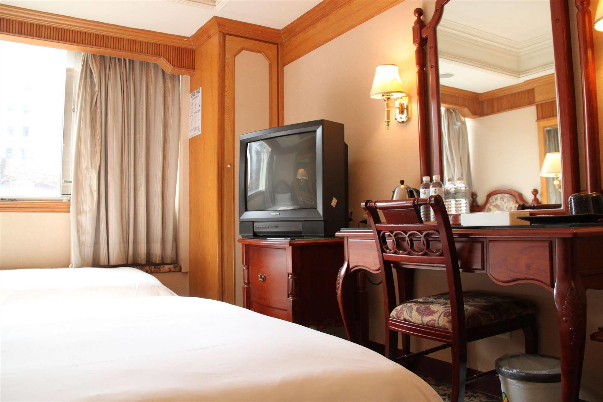 Meadow Hotel Taipei Exterior photo